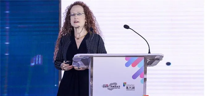 AI女王贾斯汀.卡塞尔：人工智能将重构多个领域，带来各种各样的可能性