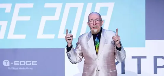 他花39年首次证明相对论，他是霍金的生死密友，他预言量子科学是下一个时代