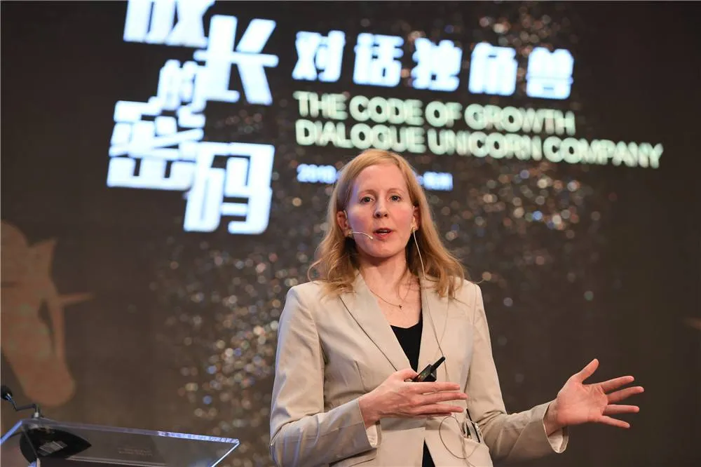 梅兰妮·斯万 | 区块链推动数字经济变革，浙商、阿里都听她的